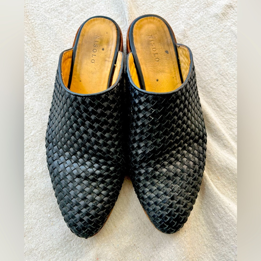 Nisolo Ama Woven Mule. Black size 9.5